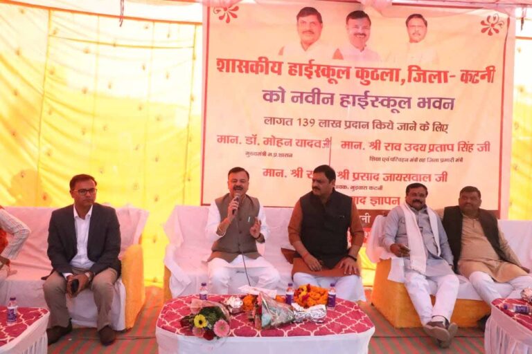 अप्रैल माह में ही विद्यार्थियों को मिलेंगी साइकिल, पुस्तकें और छात्रवृत्ति : स्‍कूल शिक्षा मंत्री सिंह