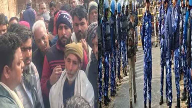 दलित महिला हत्याकांड: मेरठ में सड़क पर उतरे परिजन, 5 घंटे से प्रदर्शन, बुलडोजर एक्शन की मांग दलित महिला हत्याकांड: मेरठ में सड़क पर उतरे परिजन, 5 घंटे से प्रदर्शन, बुलडोजर एक्शन की मांग