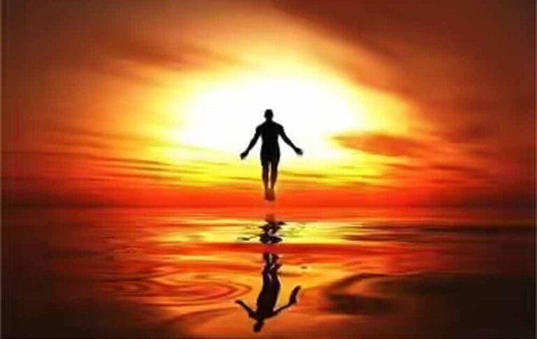 मानव जीवन में संयम अनिवार्य