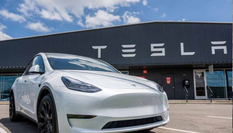 13 साल बाद TESLA के VP राज जगन्नाथन ने इस्तीफा दिया, जानें क्या है इसका मतलब