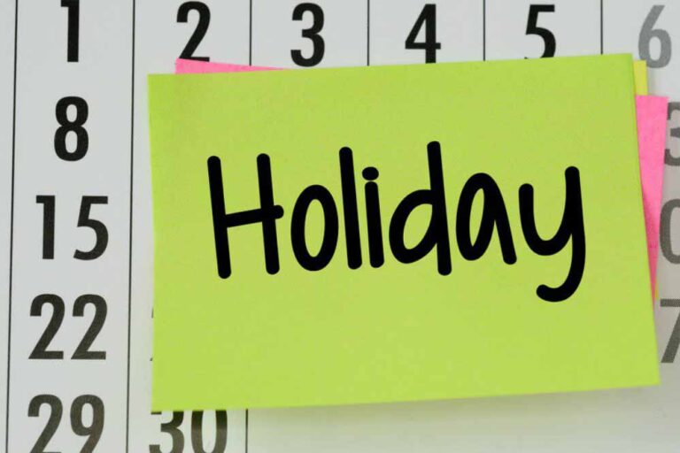 मार्च 2026 का छुट्टियों का शेड्यूल: MP में सरकारी कार्यालयों और स्कूलों पर 14 दिन का असर मार्च 2026 का छुट्टियों का शेड्यूल: MP में सरकारी कार्यालयों और स्कूलों पर 14 दिन का असर