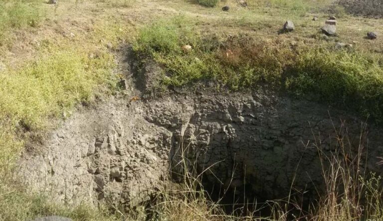 वन्यजीव सुरक्षा में बड़ा कदम: बांधवगढ़ के 4100 कुओं पर बनेगी मुंडेर, प्रशासन-रिजर्व ने मिलाया हाथ वन्यजीव सुरक्षा में बड़ा कदम: बांधवगढ़ के 4100 कुओं पर बनेगी मुंडेर, प्रशासन-रिजर्व ने मिलाया हाथ