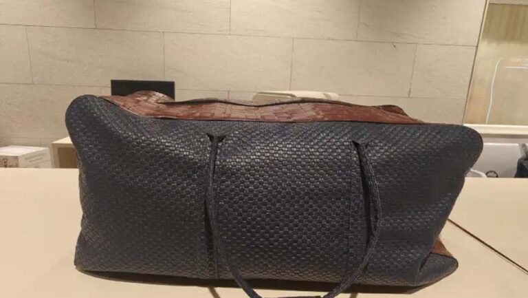 NCB की कार्रवाई: बेंगलुरु एयरपोर्ट पर पकड़ा गया ब्राजीलियन नागरिक और 4.776 किलो कोकीन