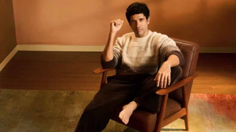 Farhan Akhtar का हॉलीवुड डेब्यू, निभाएंगे मशहूर म्यूजिकल माइस्त्रो का किरदार Farhan Akhtar का हॉलीवुड डेब्यू, निभाएंगे मशहूर म्यूजिकल माइस्त्रो का किरदार