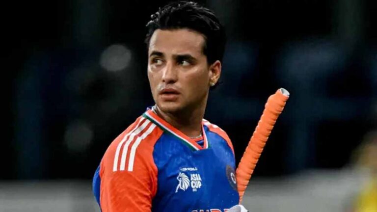 पाकिस्तान मुकाबले से पहले खुशखबरी, अभिषेक शर्मा की एंट्री पर सूर्यकुमार यादव ने लगाई मुहर पाकिस्तान मुकाबले से पहले खुशखबरी, अभिषेक शर्मा की एंट्री पर सूर्यकुमार यादव ने लगाई मुहर