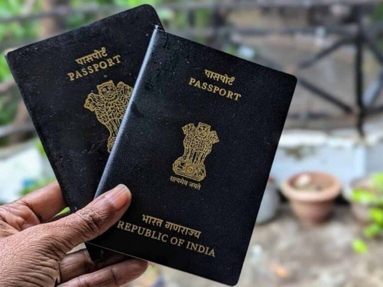 दुनिया में गूंजा भारतीय पासपोर्ट, रैंकिंग में 10 अंकों की छलांग, दो देशों के साथ रिश्तों में आई कड़वाहट