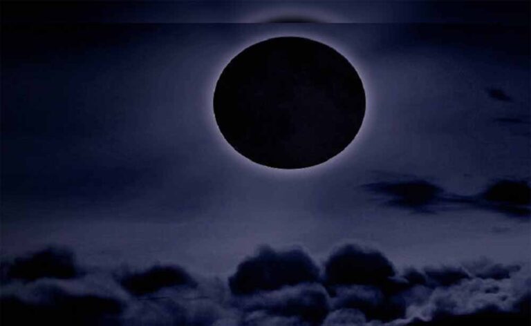 फाल्गुन अमावस्या की रात की ये गलतियाँ बन सकती हैं दुर्भाग्य का कारण, जान लें समय रहते