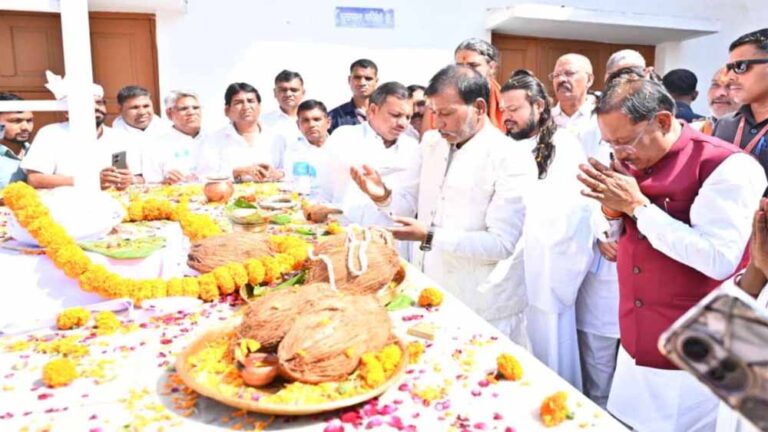 पवित्र जैतखाम की पूजा-अर्चना के साथ मुख्यमंत्री ने शुरू की सतनाम सद्भाव पदयात्रा