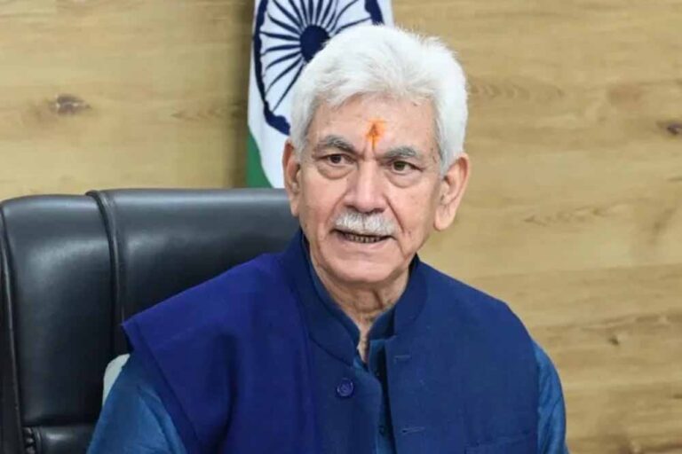 एलजी मनोज सिन्हा बोले: गद्दारी करने वालों पर सख्त कार्रवाई, इतिहास में रहेगी उनकी निंदा