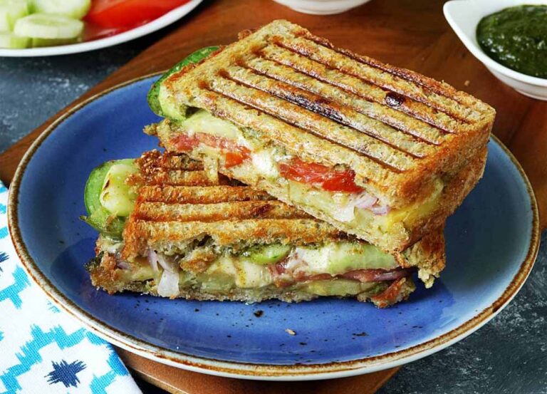 ब्रेकफास्ट के लिए नहीं है वक्त, तो 5 मिनट में तैयार होगा हेल्दी वेजिटेबल सैंडविच ब्रेकफास्ट के लिए नहीं है वक्त, तो 5 मिनट में तैयार होगा हेल्दी वेजिटेबल सैंडविच