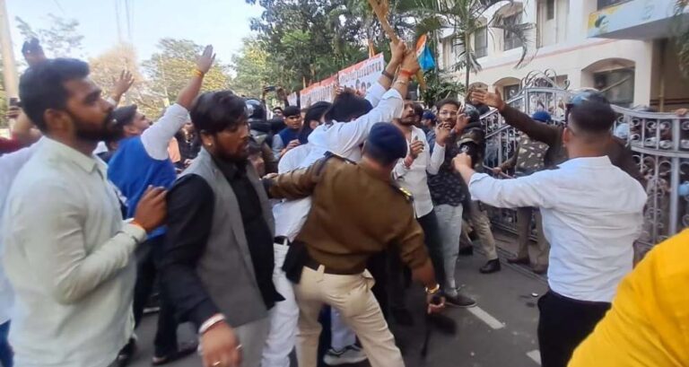 भोपाल में भाजपा कार्यकर्ताओं का हमला: कांग्रेस कार्यालय में घुसकर तोड़े खिड़कियों के शीशे