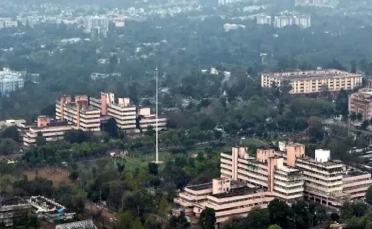 भोपाल में सेंट्रल विस्टा डिजाइन को मंजूरी, स्टेट कैपिटल कांप्लेक्स के निर्माण पर खर्च होंगे एक हजार करोड़ रुपये भोपाल में सेंट्रल विस्टा डिजाइन को मंजूरी, स्टेट कैपिटल कांप्लेक्स के निर्माण पर खर्च होंगे एक हजार करोड़ रुपये