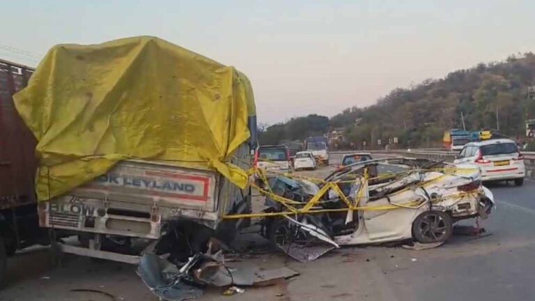 MP में हाईवे पर हर दिन 21 करोड़ का खर्च, बावजूद इसके 33 सड़क हादसे और 10 मौतें MP में हाईवे पर हर दिन 21 करोड़ का खर्च, बावजूद इसके 33 सड़क हादसे और 10 मौतें