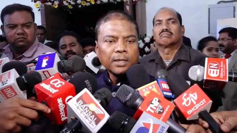 ‘सुर्खियों में रहने की कोशिश’— भूपेश बघेल के बयान पर मंत्री केदार कश्यप का पलटवार ‘सुर्खियों में रहने की कोशिश’— भूपेश बघेल के बयान पर मंत्री केदार कश्यप का पलटवार