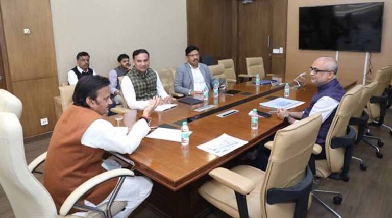 उप मुख्यमंत्री शुक्ल का निर्देश: आयुष्मान भारत की इन्सेंटिव वितरण व्यवस्था सरल बनाई जाए