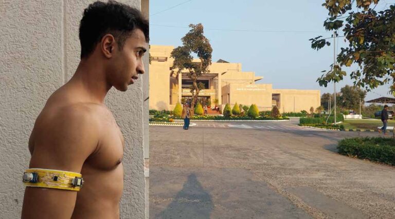 पसीना ही बताएगा रोग! IIIT DM छात्र की नई खोज ने मेडिकल दुनिया में लगाई क्रांति