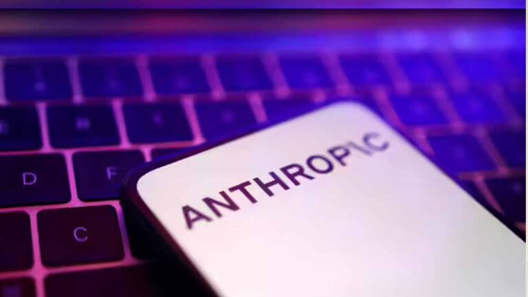 AI टूल आते ही बाजार में भूचाल, क्या सच में सबकी छुट्टी करेगा? IT शेयरों में भारी गिरावट