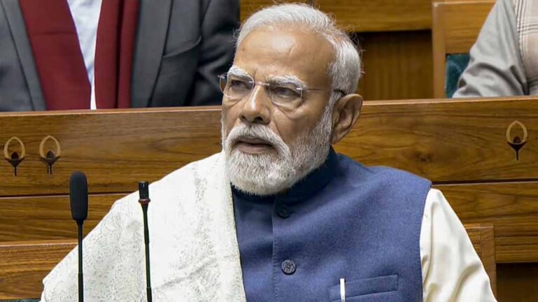 लोकसभा में हंगामा: पीएम मोदी का भाषण टला, कार्यवाही कल तक के लिए स्थगित