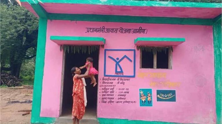 छत्तीसगढ़ का ऐतिहासिक कदम, 10 महीने में बनाए 5 लाख प्रधानमंत्री आवास, देश में नंबर एक छत्तीसगढ़ का ऐतिहासिक कदम, 10 महीने में बनाए 5 लाख प्रधानमंत्री आवास, देश में नंबर एक