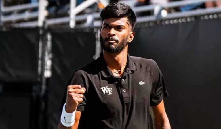 दक्षिणेश्वर सुरेश ने डेविस कप में टीम को दिलाई ऐतिहासिक जीत, बने भारतीय टेनिस की नई पहचान दक्षिणेश्वर सुरेश ने डेविस कप में टीम को दिलाई ऐतिहासिक जीत, बने भारतीय टेनिस की नई पहचान