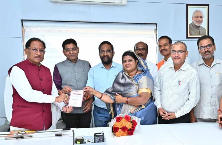 मुख्यमंत्री  साय से छत्तीसगढ़ मनवा कुर्मी क्षत्रिय समाज के प्रतिनिधिमंडल ने की सौजन्य मुलाकात, 80 वॉ महा- अधिवेशन का दिया न्यौता