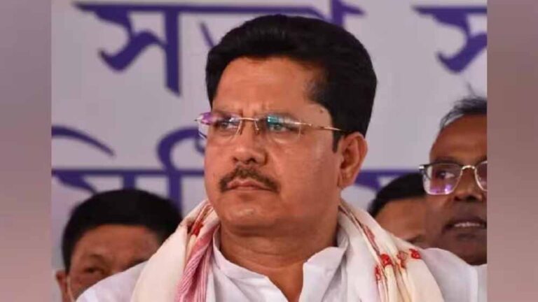 असम चुनाव से पहले बीजेपी में आए कांग्रेस के पूर्व चीफ भूपेन बोरा असम चुनाव से पहले बीजेपी में आए कांग्रेस के पूर्व चीफ भूपेन बोरा