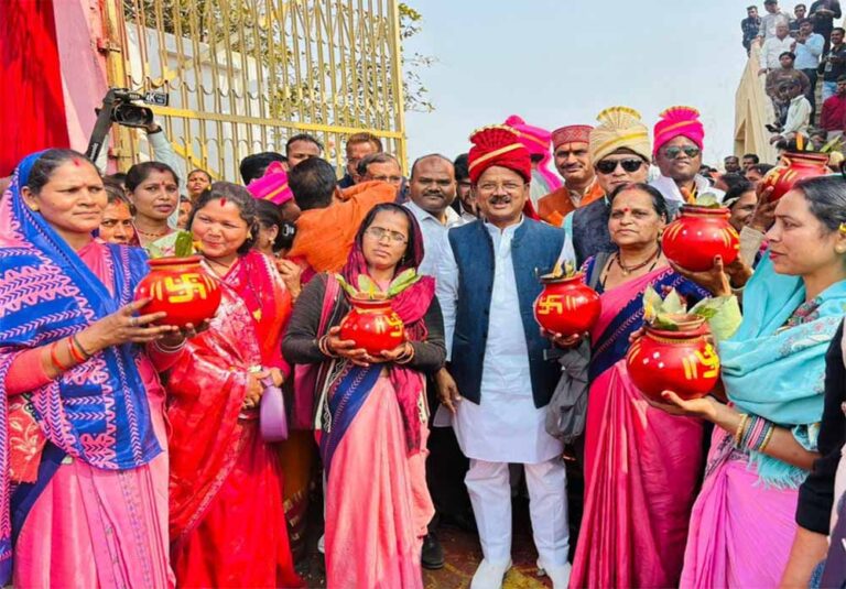 विवाह हमारी संस्कृति की सबसे महत्वपूर्ण कड़ी- अध्यक्ष कोल विकास प्राधिकरण रामलाल रौतेल विवाह हमारी संस्कृति की सबसे महत्वपूर्ण कड़ी- अध्यक्ष कोल विकास प्राधिकरण रामलाल रौतेल