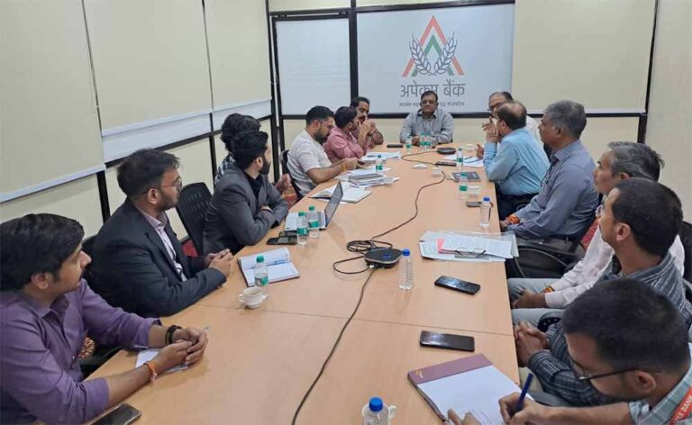 फसल ऋण हेतु के.सी.सी.स्वीकृति व नवीनीकरण प्रक्रिया को ऑनलाइन करने – मनोज गुप्ता फसल ऋण हेतु के.सी.सी.स्वीकृति व नवीनीकरण प्रक्रिया को ऑनलाइन करने – मनोज गुप्ता