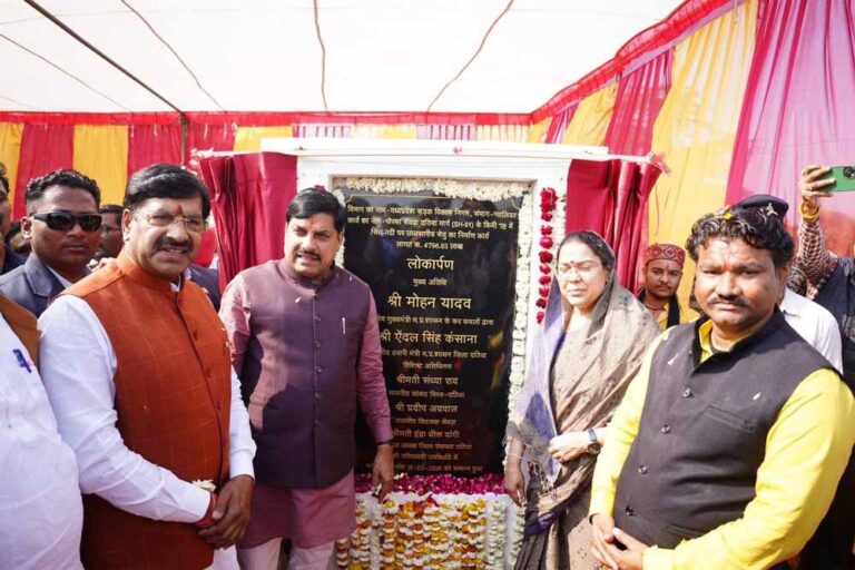 सवा 2 हजार करोड़ रूपए की रतनगढ़ परियोजना से 40 हजार किसानों को मिलेगा सिंचाई सुविधाओं का लाभ