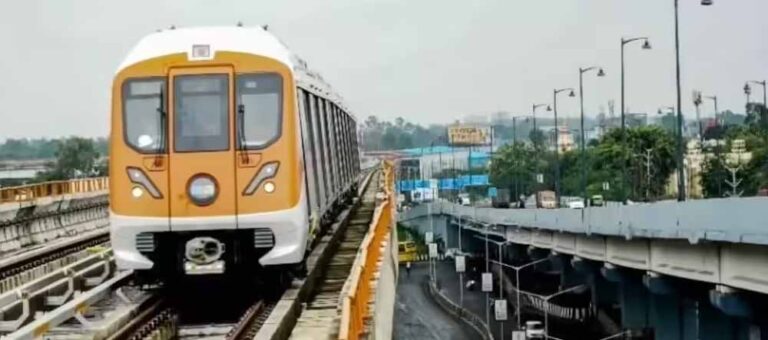 झूठा हलफनामा देने पर हाईकोर्ट ने मेट्रो रेल के महाप्रबंधक को व्यक्तिगत किया तलब झूठा हलफनामा देने पर हाईकोर्ट ने मेट्रो रेल के महाप्रबंधक को व्यक्तिगत किया तलब