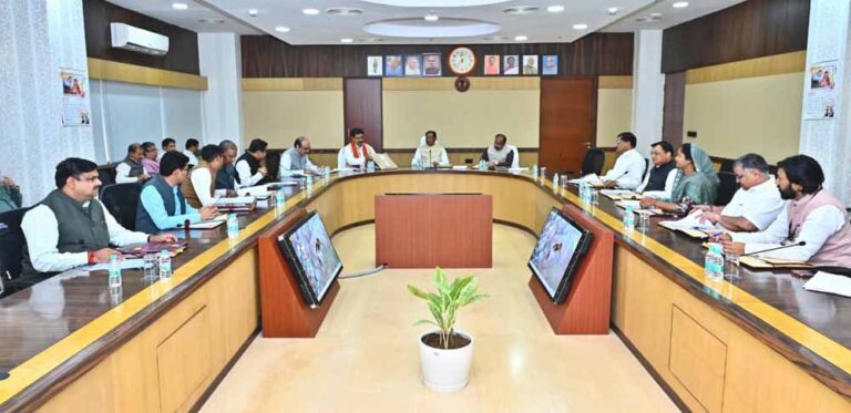 सीएम विष्णु देव साय की अध्यक्षता में कैबिनेट मीटिंग, विकास से जुड़े अहम फैसले