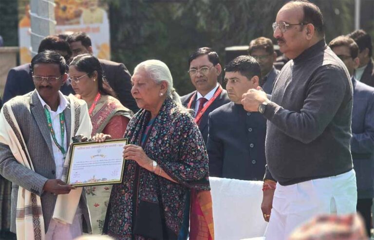 सफलता को राज्य स्तर पर मिली पहचान, जन भवन में राज्यपाल ने किया सम्मानित, अन्य किसानों के लिए बने प्रेरणा