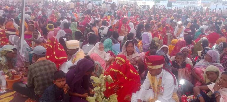 मुख्यमंत्री कन्या विवाह योजना के तहत 188 जोड़े बधे मंगल सूत्र में