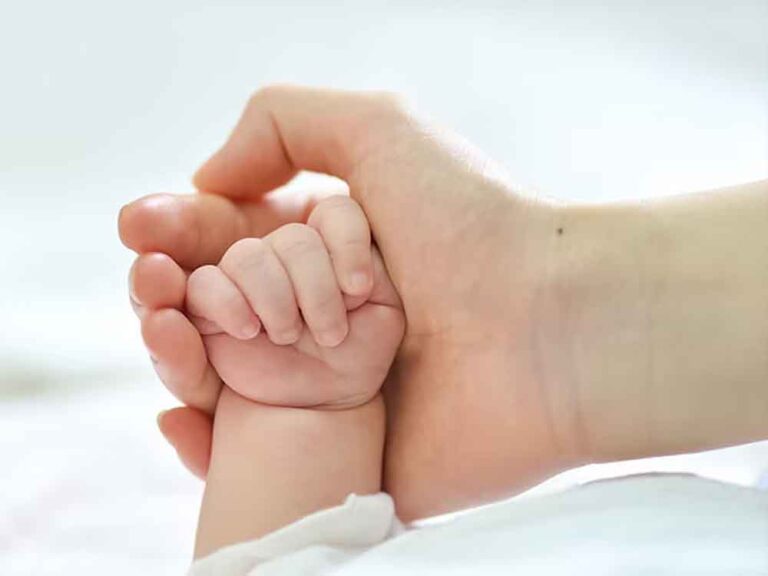 नाबालिग छात्रा ने दिया बच्चे को जन्म, उत्तराखंड में प्रशासन की देखरेख में नामकरण