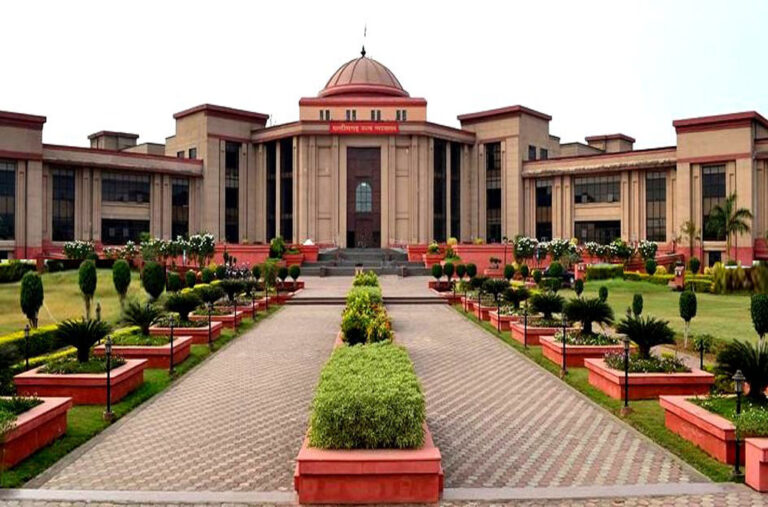 बिलासपुर हाईकोर्ट को बम से उड़ाने की धमकी, ई-मेल में कैंपस पर हमला करने की चेतावनी, पुलिस और साइबर टीम जांच में जुटी