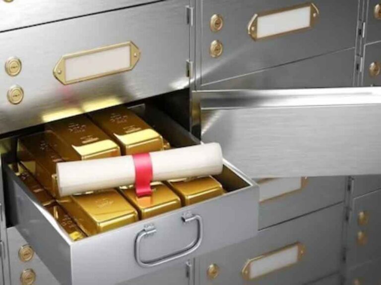 भरोसे पर लगा दाग! डिप्टी मैनेजर ने लॉकर साफ कर सट्टेबाजी में गंवाए करोड़ों