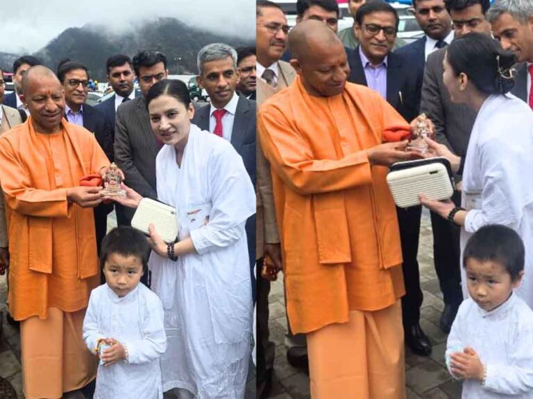 संस्कृत श्लोक सुनाकर जापान के बच्चे ने जीता CM योगी का दिल, भावुक कर गया पल संस्कृत श्लोक सुनाकर जापान के बच्चे ने जीता CM योगी का दिल, भावुक कर गया पल