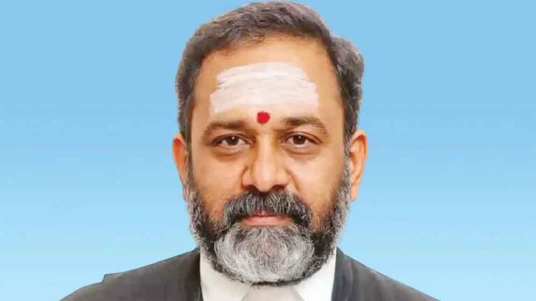 हाई कोर्ट जज की सख्त टिप्पणी: गुरु का आदर न करने वालों पर तीखा प्रहार हाई कोर्ट जज की सख्त टिप्पणी: गुरु का आदर न करने वालों पर तीखा प्रहार