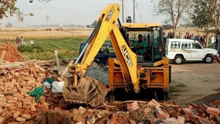 एमवाय अस्पताल के पास 20 हजार वर्गफीट सरकारी जमीन से अतिक्रमण हटाने की बड़ी कार्रवाई, जिला प्रशासन सक्रिय