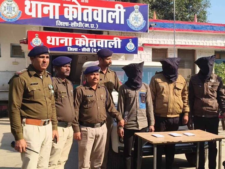 लिफ्ट के बहाने ठगी! में हाथ की सफाई से पैसे उड़ाने वाला गिरोह बेनकाब