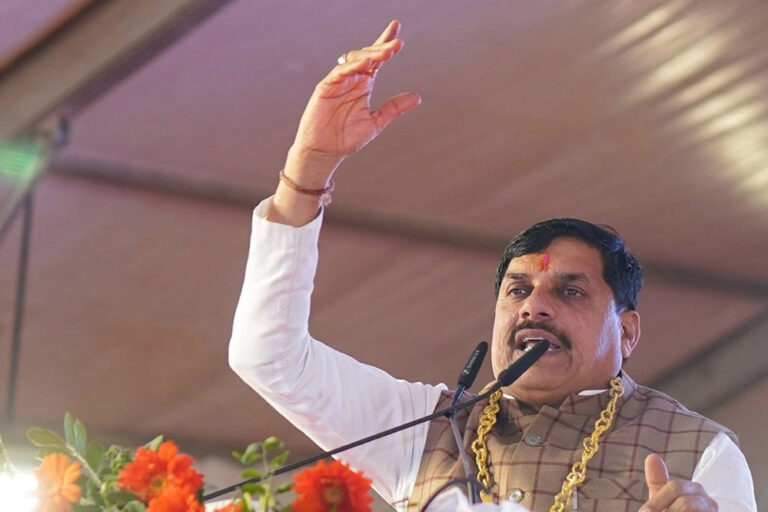 इंदौर-उज्जैन ग्रीन फील्ड रोड का प्लान बदला, अब एलिवेटेड नहीं, जमीन पर ही निर्माण होगा इंदौर-उज्जैन ग्रीन फील्ड रोड का प्लान बदला, अब एलिवेटेड नहीं, जमीन पर ही निर्माण होगा