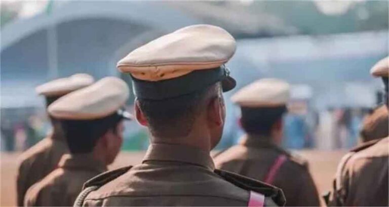 अब ऑफिस के चक्कर खत्म: पुलिसकर्मी बटन दबाकर कर सकेंगे छुट्टी