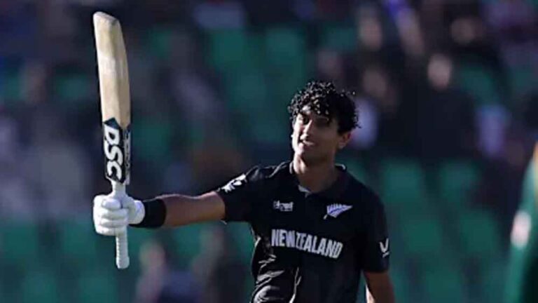 सैंटनर की कप्तानी पर रचिन रविंद्र का भरोसा—‘मैदान पर खुद को अभेद्य महसूस करते हैं खिलाड़ी’ सैंटनर की कप्तानी पर रचिन रविंद्र का भरोसा—‘मैदान पर खुद को अभेद्य महसूस करते हैं खिलाड़ी’