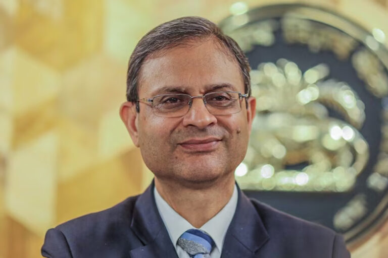 RBI MPC: रेपो रेट स्थिर, GDP ग्रोथ का अनुमान बढ़ाया, जानें क्या हैं बड़े फैसले