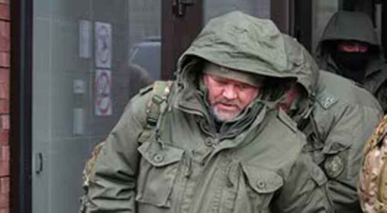 रूस की यूनिवर्सिटी में नफरत की वारदात: भारतीयों पर हमला, खून से बनाया गया स्वास्तिक