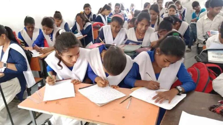 योगी सरकार का बड़ा फैसला: सरकारी-प्राइवेट स्कूलों में होमवर्क को लेकर सख्त नियम लागू