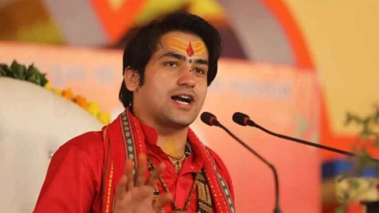 ‘उधार नहीं रखते हिसाब’—कुबेरेश्वर धाम से धीरेंद्र शास्त्री का सख्त संदेश