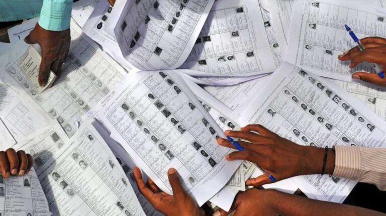 मप्र में 34.25 लाख मतदाता हटे, भाजपा और कांग्रेस दोनों कराएंगी सत्यापन मप्र में 34.25 लाख मतदाता हटे, भाजपा और कांग्रेस दोनों कराएंगी सत्यापन