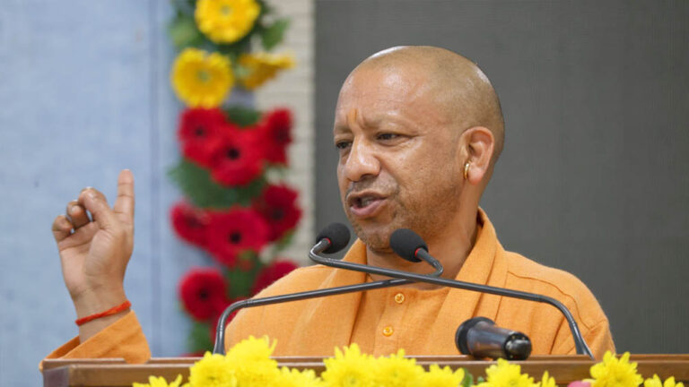 ब्रह्मोस संग ताकत का संदेश, सीएम योगी ने पेश किया सशक्त भारत का विजन