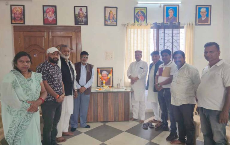 जिला कांग्रेस ने मनाई सिवनी , भारत के प्रथम राष्ट्रपति, महान स्वतंत्रता संग्राम सेनानी, भारत रत्न डॉ. राजेन्द्र प्रसाद जी की पुण्यतिथि